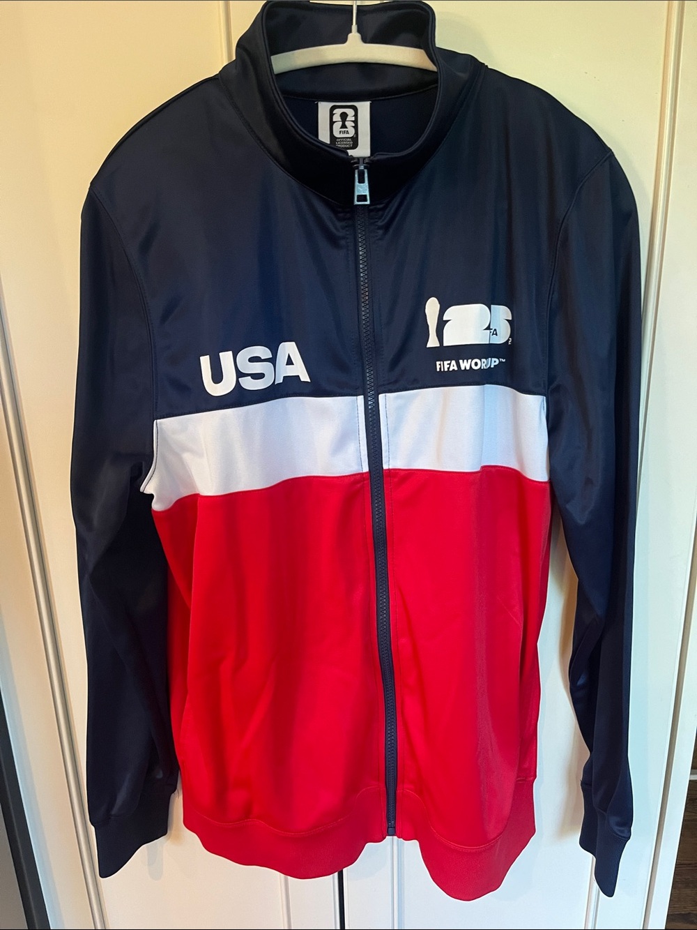 FIFA Team USA full-zip jacket size Men’s Medium NWOT